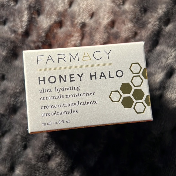 Farmacy
Honey Halo Ultra-Hydrating Ceramide Moisturizer 25ml NEW IN BOX - Picture 3 of 3
